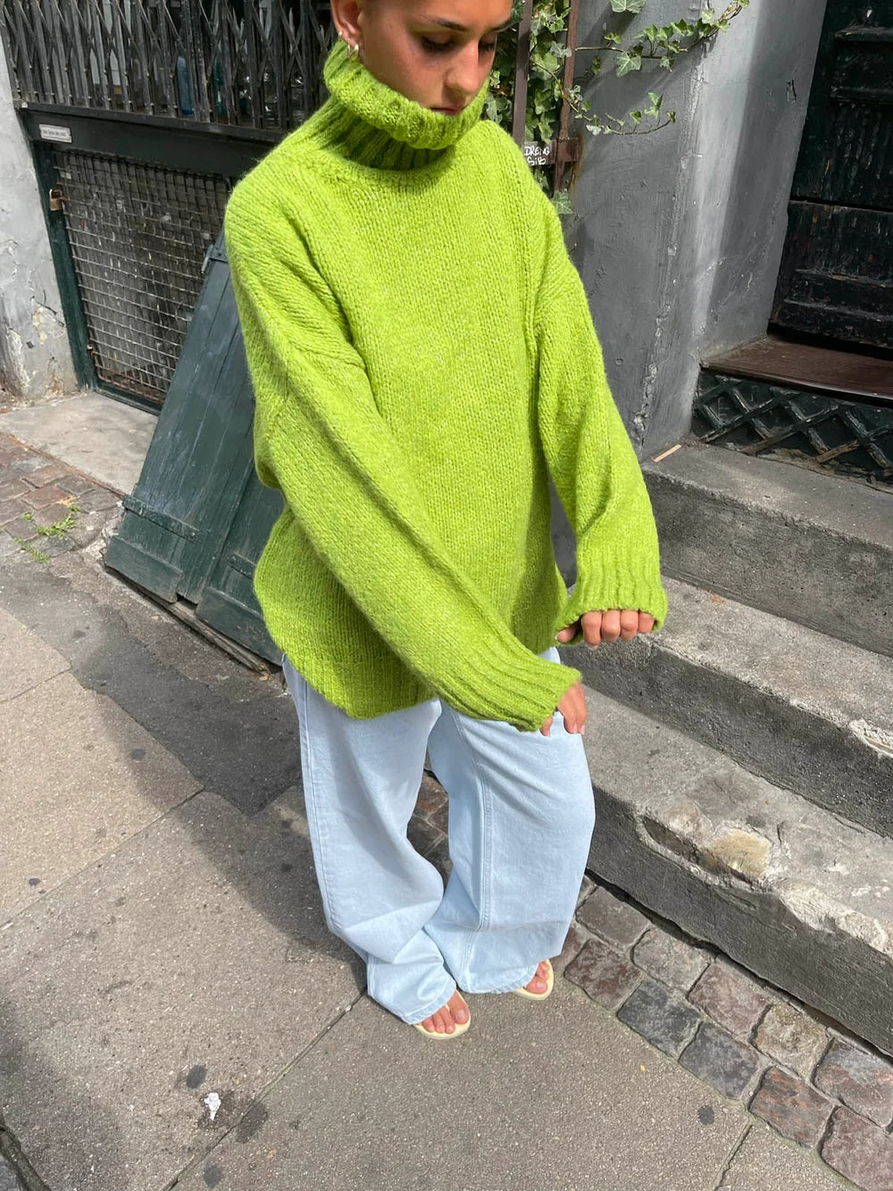 Pull Oversize Paola vert anis, vue 8