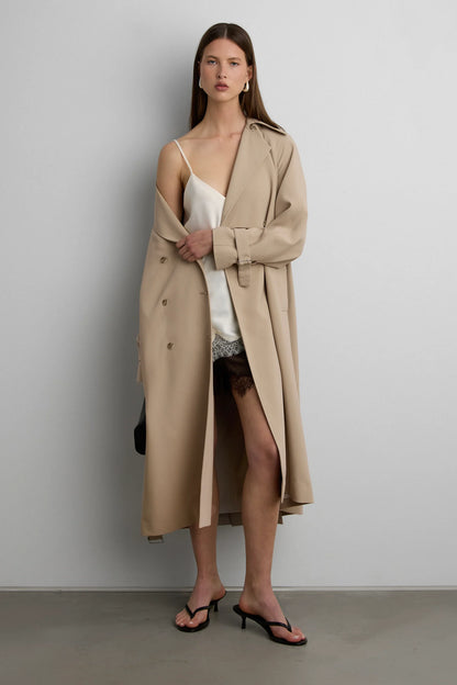 Trenchcoat Nala